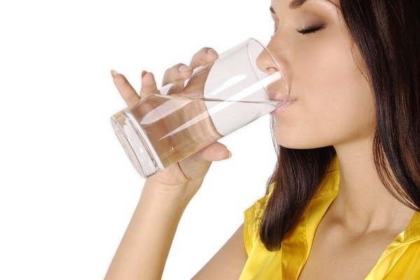 зачем пить воду для похудения